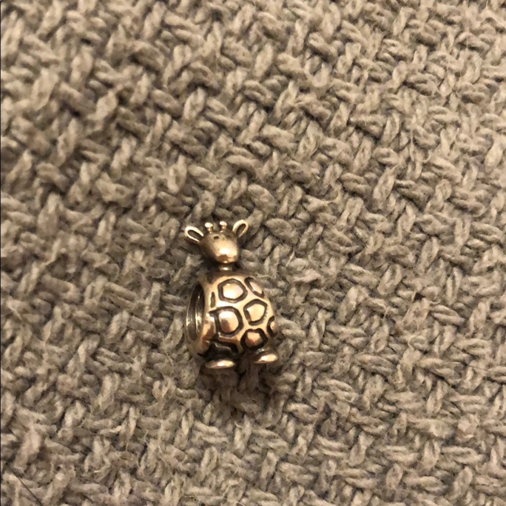 Retired pandora giraffe charm